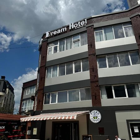 Dreamhotel Kischinau Exterior foto